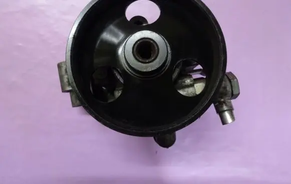 Opel Insignia A Power steering pump A18XER
