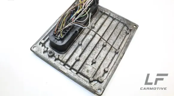 Ford C-MAX I Engine control unit/module 7M5112A650AFA