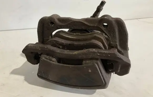 Mercedes-Benz C W204 Front brake caliper