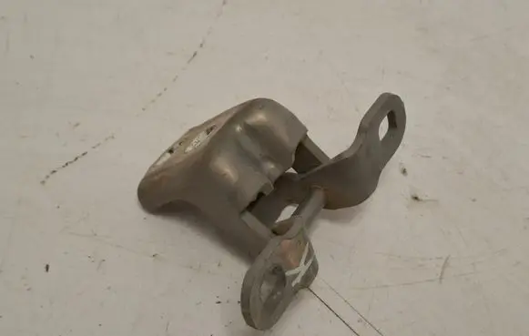 Renault Megane II Rear door upper hinge 