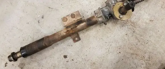 Volkswagen Golf I Steering rack 171419063