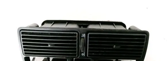 Volkswagen Golf IV Dash center air vent grill 1J0819728C 1J0819736C
