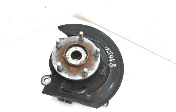 Nissan Pulsar Front wheel hub 400151KK0H 400013ZL0B