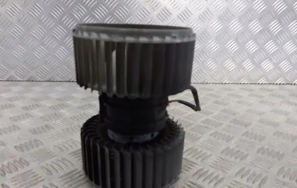 Audi A8 S8 D3 4E Front door blower motor 