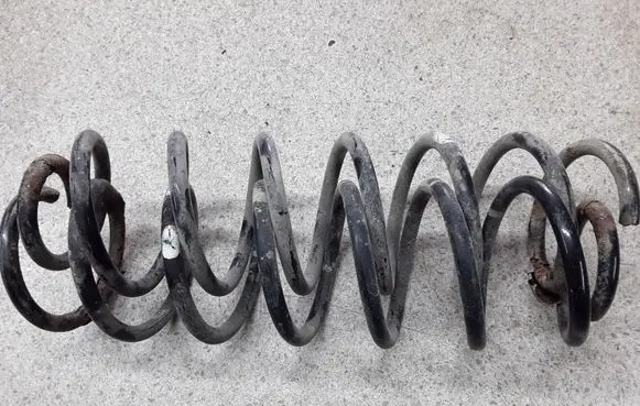 Renault Megane III Rear coil spring