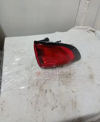 Chrysler Pacifica Rear/tail lights P68229027AB