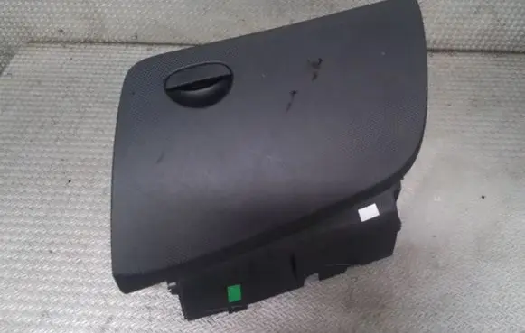 Seat Altea XL Glove box 5P1857103