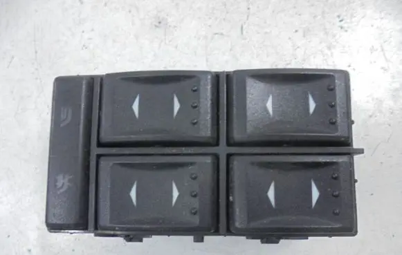 Ford Mondeo Mk III Electric window control switch 1S7T14A132BD