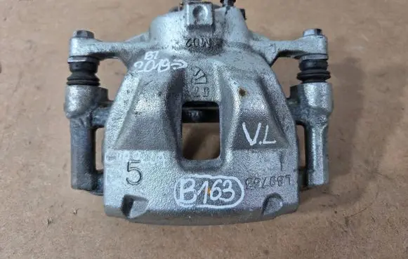 Toyota Corolla E210 E21 Front brake caliper L89763