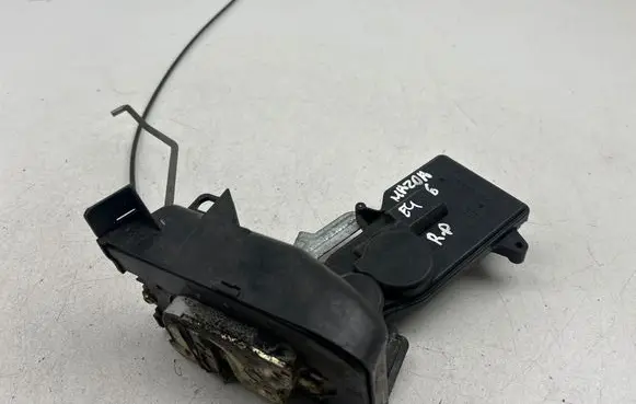Front door lock