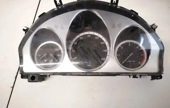 Mercedes-Benz C AMG W204 Speedometer (instrument cluster) a2049004402 a2c53372293