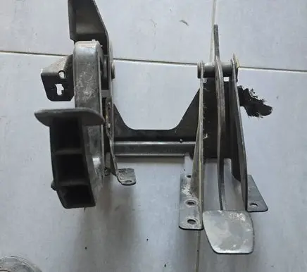 Mercedes-Benz Vito Viano W638 Clutch pedal A6382900416 A66GF35