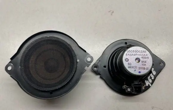 Dodge PickUp RAM SRT-10 Panel speaker 05059062AA P05059062AA