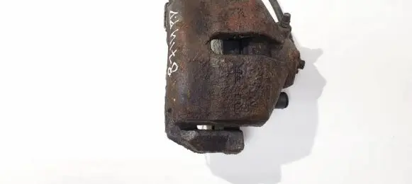 Volkswagen Golf Plus Front brake caliper de582