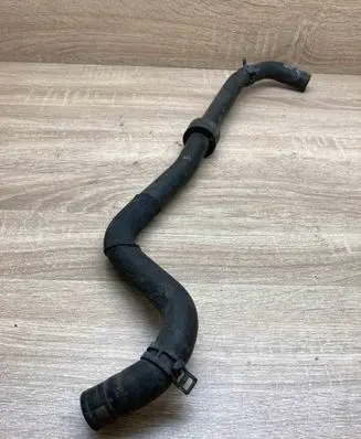 Mercedes-Benz GLE (W166 - C292) Engine coolant pipe/hose A1665062635