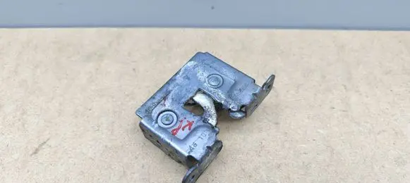 BMW X5 E70 Engine bonnet/hood lock/catch 