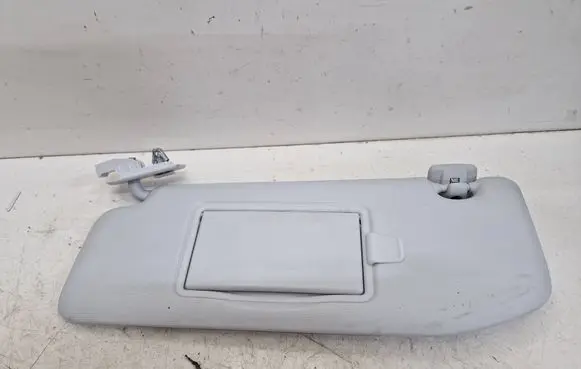 Peugeot 208 Sun visor
