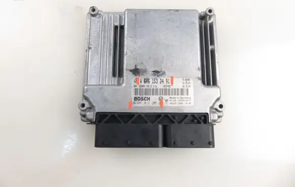 Mercedes-Benz Vito Viano W639 Engine control unit/module 0281012105 A6461532491