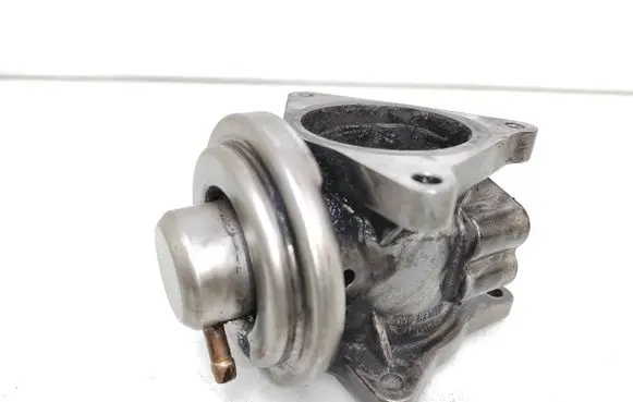 Mitsubishi Outlander EGR valve 038129637D 038131501AN 296707093