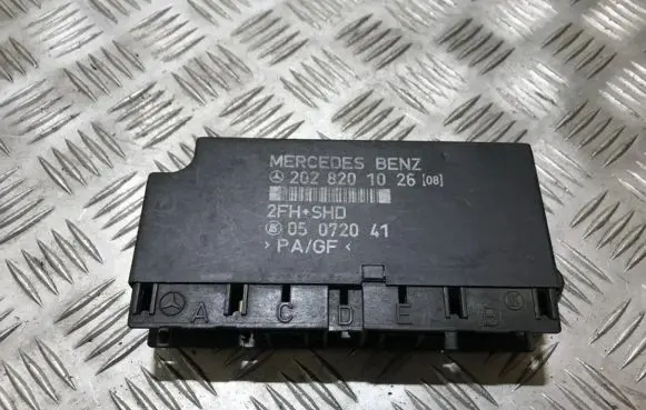 Mercedes-Benz C W202 Comfort/convenience module 2028201026 05072041
