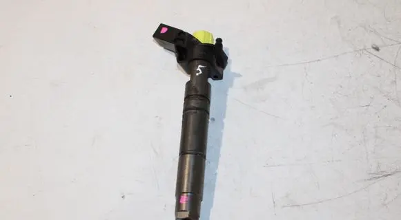 Mercedes-Benz E W211 Fuel injector A6420701987 0445115076
