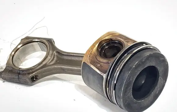BMW X5 G05 Piston with connecting rod B57D30C