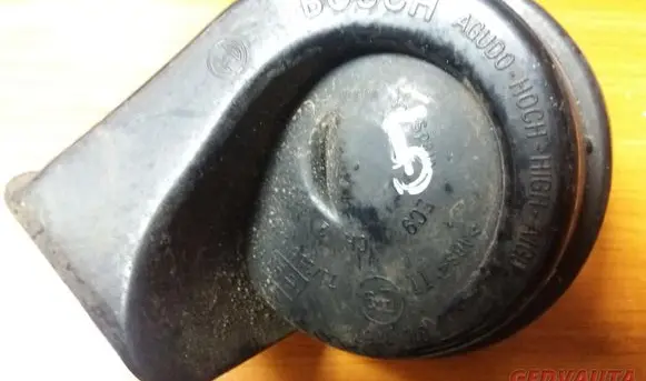 Volkswagen PASSAT B5.5 Horn signal