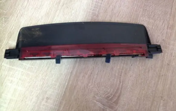 Audi A6 S6 C6 4F Third/center stoplight 4F5945097