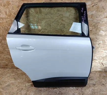 Peugeot 5008 Rear door 