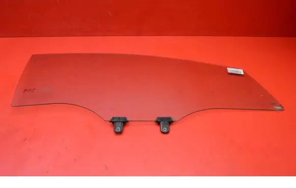 KIA Rio Front door window glass four-door