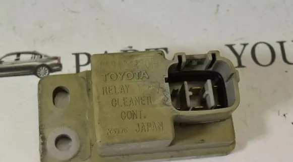 Lexus RX 300 Light washer relay 8594248010