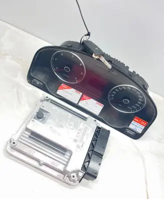 Volkswagen Transporter - Caravelle T5 Engine ECU kit and lock set 03L907309K 0281016272 7E0920860C