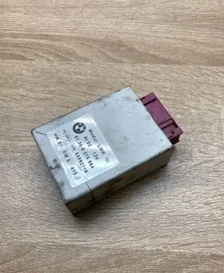 BMW 5 E39 Light module LCM 8375964