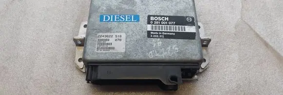 BMW 5 E34 Engine control unit/module 0281001077 2242211