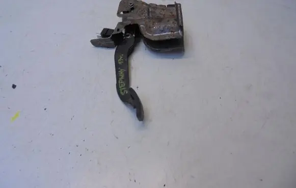 Dacia Sandero Brake pedal 180108712R