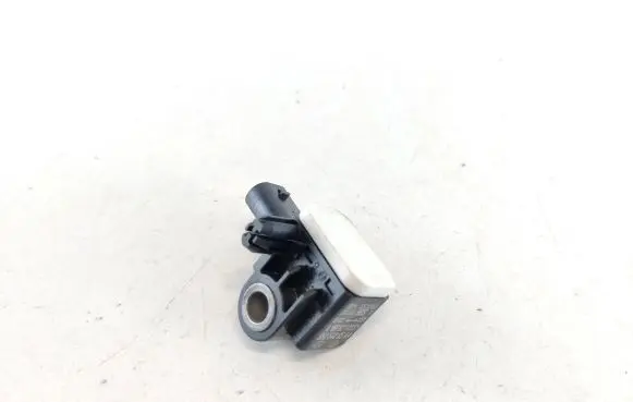 Mercedes-Benz GLE (W166 - C292) Airbag deployment crash/impact sensor A1668210151 56054085AA