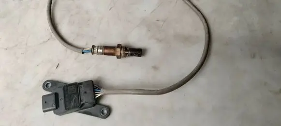 Mercedes-Benz Sprinter W907 W910 Lambda probe sensor A0009059613