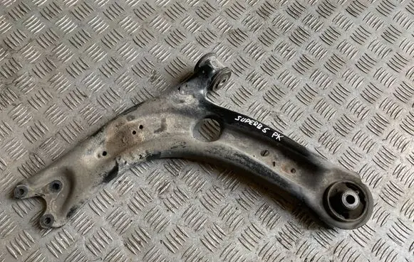 Skoda Superb B8 (3V) Front lower control arm/wishbone 3Q0407153B