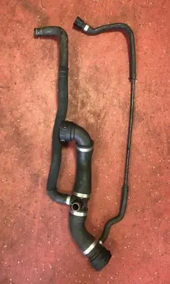 BMW 1 E81 E87 Engine coolant pipe/hose 7577964