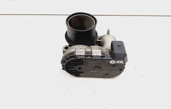 Renault Koleos I Throttle valve 8200330810 0281002681 8200330812
