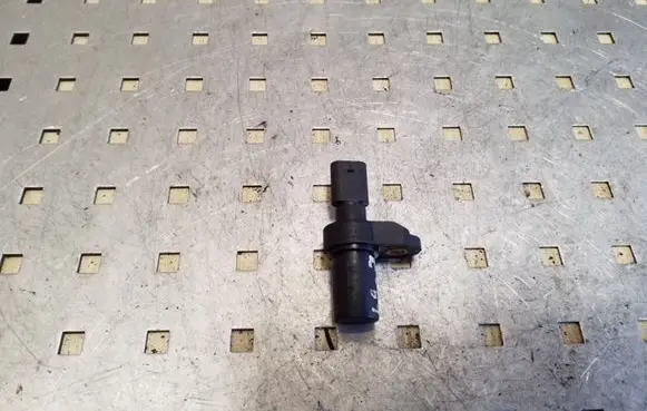 BMW 5 E60 E61 Camshaft position sensor 7803093