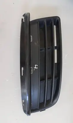 Volkswagen Golf V Front bumper lower grill 1K0853666