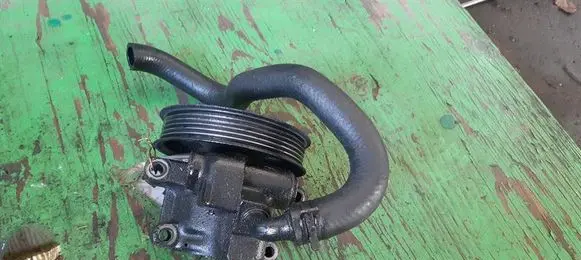 Ford Focus Power steering pump