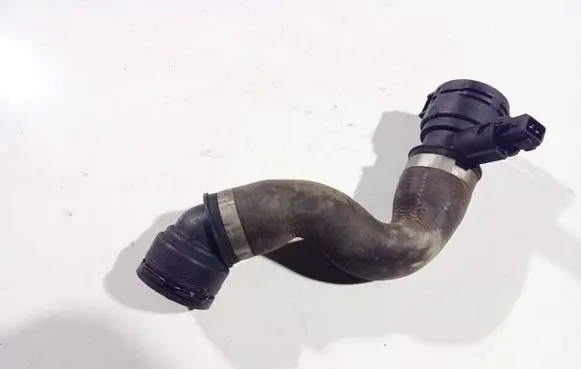 BMW 5 E60 E61 Engine coolant pipe/hose