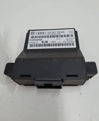Volkswagen Golf VI Gateway control module 1K0907530AA 1K0907951