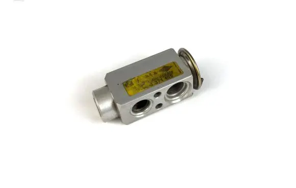 Air conditioning (A/C) expansion valve