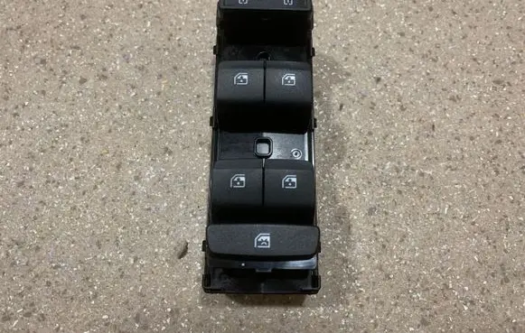 Hyundai Tucson IV NX4 Electric window control switch 93571N79004X