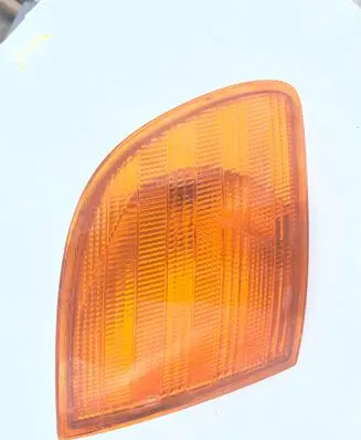 Mercedes-Benz Vito Viano W638 Front indicator light