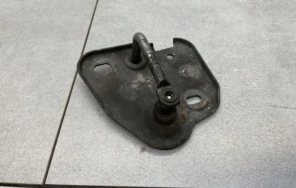 Skoda Superb B8 (3V) Engine bonnet/hood lock/latch loop/hook 3V0823185