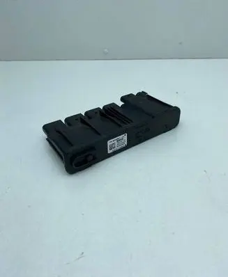 BMW 1 F20 F21 Power management control unit P00131424 18B1011L4384 8638551